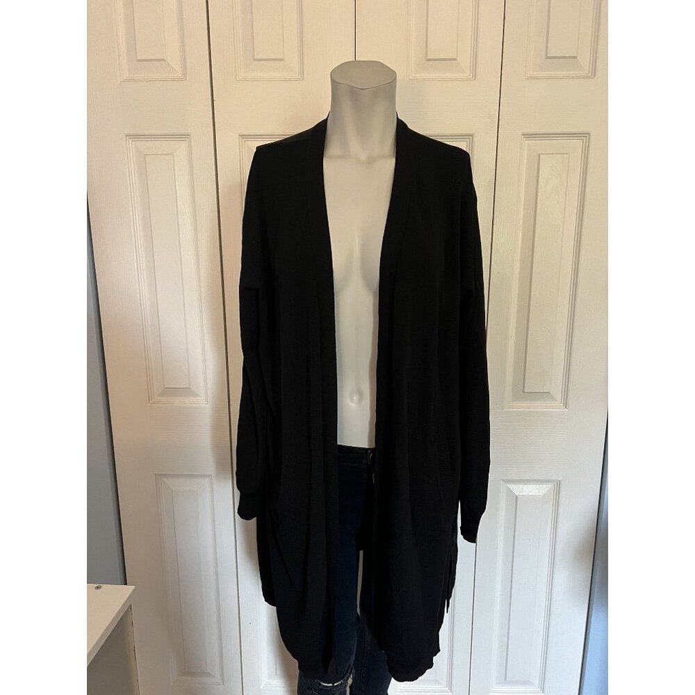 Truth + Style Black Cardigan Sweater Size Medium